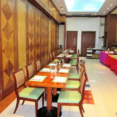 Marco Hotel Cagayan de Oro Exteriör bild